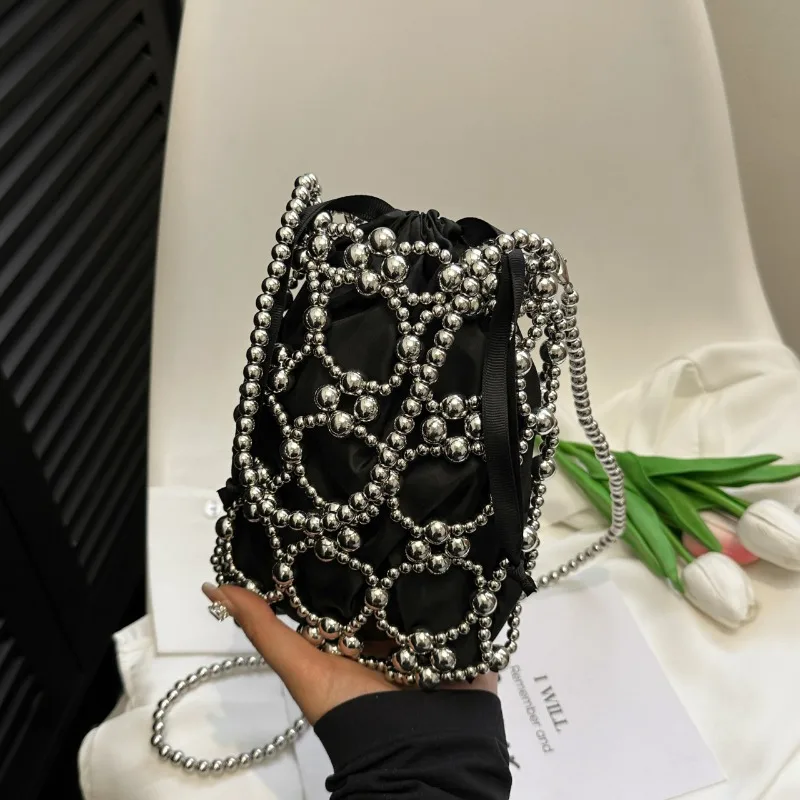 Luxury Bags On Sales - Perles blanc seau épaule et sacs