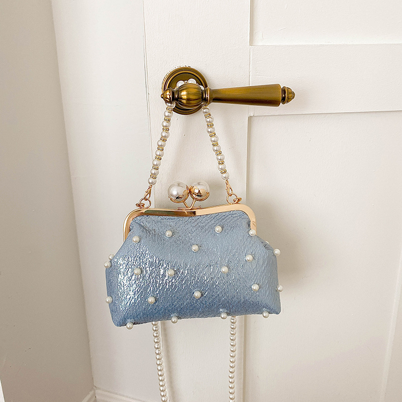 Luxury Bags Affordable - Pochette de soirée à fermoir Kiss