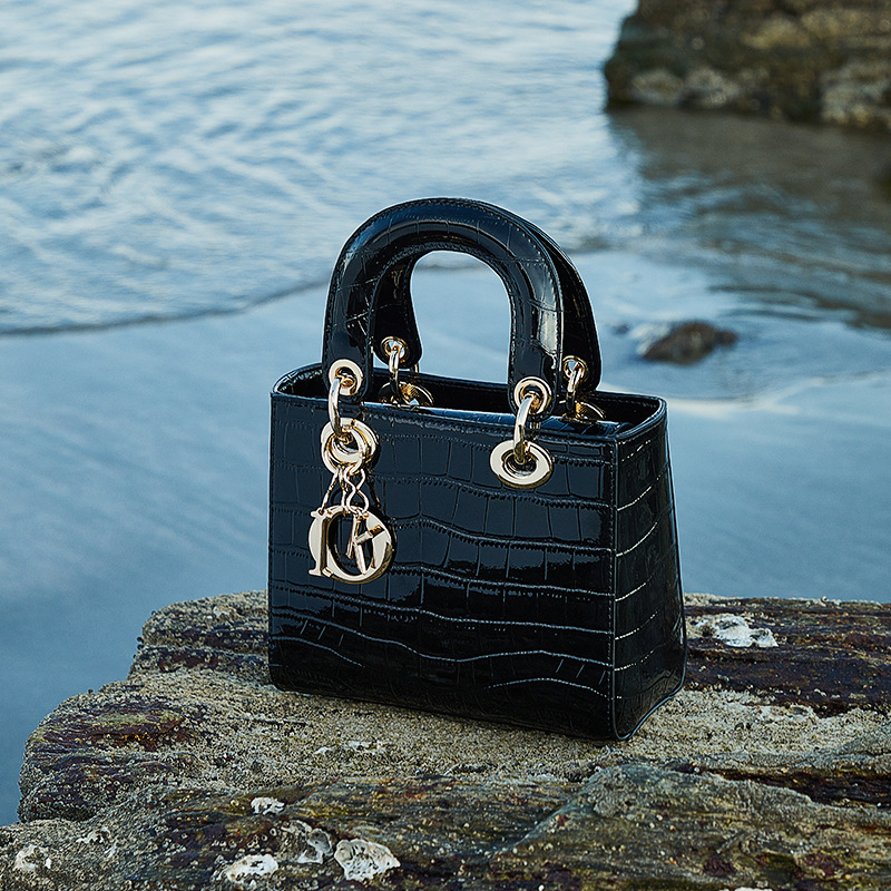 Sac à bandoulière mini de luxe - Luxury Bags Office avis et prix