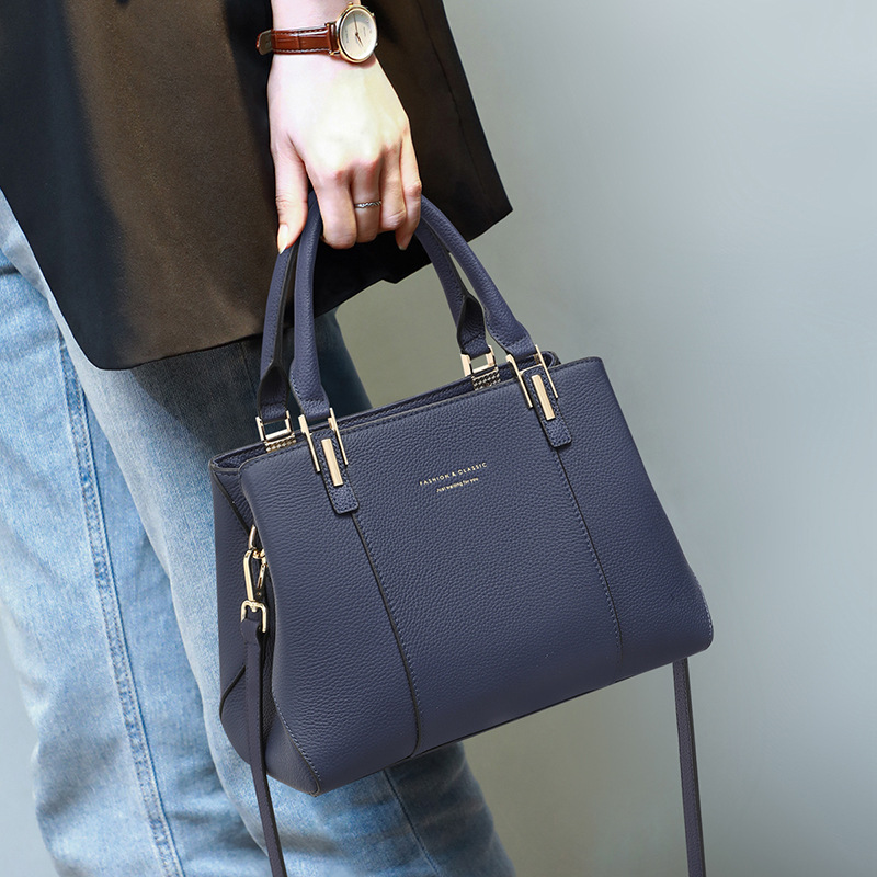 Sac à main tendance en cuir vé - Luxury Bags News avis et prix