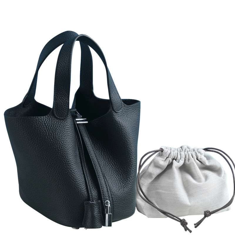 Sac seau en cuir de vache de c - Luxury Bags Office avis et prix
